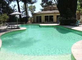 Maison dans le payage de Pagnol Aubagne France