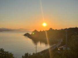 Next to the waves, villa in Iraklitsa