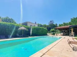Awesome Home In Connaux