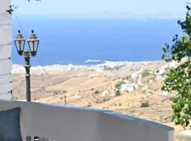 Vivian Suites Thea
