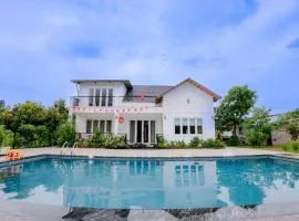 Crab House- Venuestay