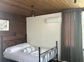 SEA bed and restaurant 2