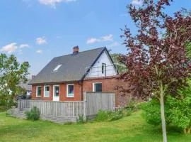 Cozy Home In Tommarp With Wifi