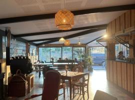 Cheeky Family Surf House, hotel a Lacanau-Océan