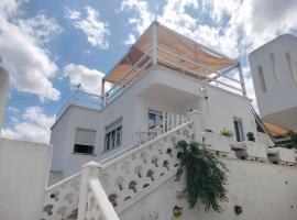 Grotta Verde Guests Room, хотел в Андрано