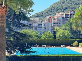 My Resid Appart Cannes Marina Montagne vue, hotel en Mandelieu-la-Napoule