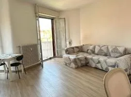 Bright Apartment Segneri M4