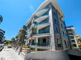 200 meters from sea in Heart of ALANYA in 5 star complex