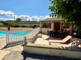 La Douce Ardèche, ξενοδοχείο σε Saint-Germain