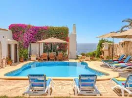 Villa Ariet by Villa Plus