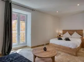 2 pièces, plein centre, air conditionné, "Clariande"