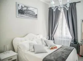 Central Luxury Apartment