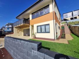 Wunderbar Passive House, hotel em Orewa