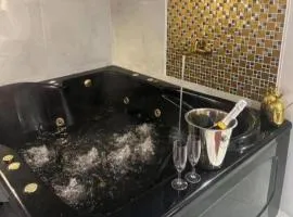 Jacuzzi studios 777