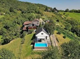 Holiday Home Lipa by Villas Guide