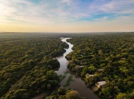 AfriCamps at Bonamanzi Game Reserve, khách sạn có bồn tắm nóng ở Hluhluwe
