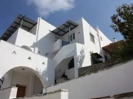 Villa Skamnia