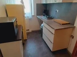 Einfache 2 Zimmer Wohnung mit Parkplatz nur 8 Min nach Bayreuth