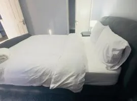 Cosy and Bright Stay Ipswich