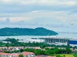 CozyStay Rooftop Sky Pool Sea &Bridge View Luxury 9pax