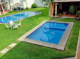 Hotel Villas Cuernavaca, ξενοδοχείο κοντά στο Αεροδρόμιο General Mariano Matamoros - CVJ, Temixco