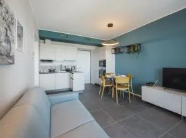 Park Towers 17 - Apt Design - Large Terrace - AC
