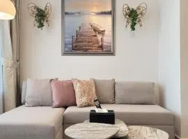 Blossom 1BR Escape in Masdar City
