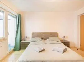 Centerluxfirst