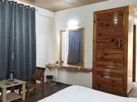 Hotel New Infraview - luxuries rooms with Cooled AC
