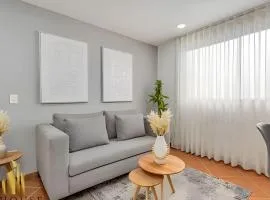 Aria Living 500 - Modern with Private Terrace