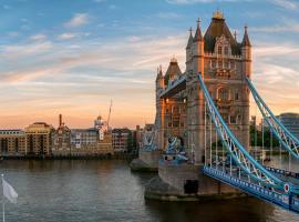 The Tower Hotel, by Thistle, hotel in London