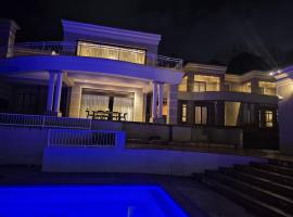 Jumanji Safaris Villa Constantia, hotel v destinácii Kapské mesto