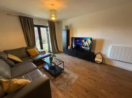 Stylish 2 Bed Flat by O2 Arena Modern Comfort in Central Birmingham