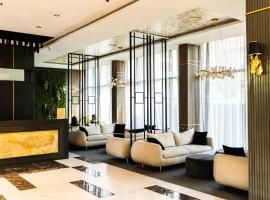 Riviera Blue Hotel, hotel in Sunny Beach