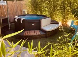 Studio indépendant proche Aix en Provence avec jacuzzi
