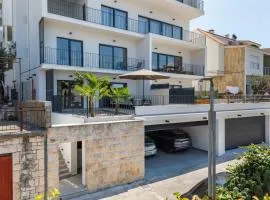 Luči apartment, Omiš