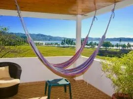 Begonia Luxury Beach & Ocean Views, Steps To Sand