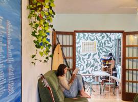 Cosmopolitans Hostel, Hotel in Ubatuba