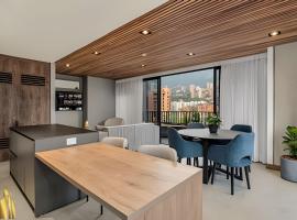 Morph 1602 - Luxury escape in Poblado/Jacuzzi/AC, hotel v destinaci El Poblado