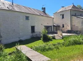 Belle demeure avec piscine à Bourgueuil 5 ch/10 p