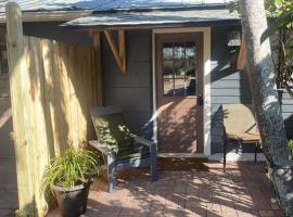 Hidden Cottage, hotel v destinaci Oldsmar