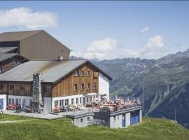Gotschnagrat Bergrestaurant- Best Panoramic View, hostel in Klosters