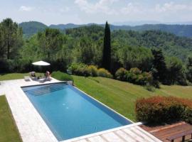 Il Pavone Errante, hôtel à Ciola