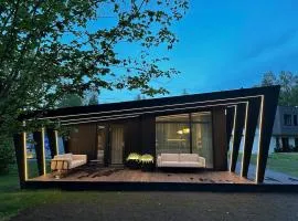Cliff House Joelahtme Golf Villa with Sauna