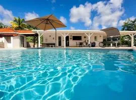 Magnifique villa piscine vue mer à 180