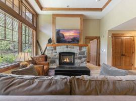 Catamount Lodge 101 by East West Hospitality, hotel in Truckee