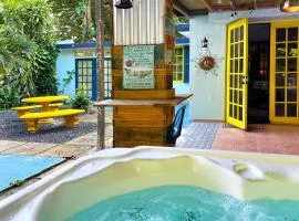 Rainforest View 4 bed 3 bath Hot Tub - Generator