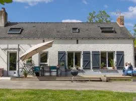 Chambres d'hôtes, table d'hôtes des Reinières proche La Loire à Vélo, 3 chambres 7 couchages