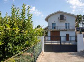 Refúgio do Varosa، فندق في Ucanha