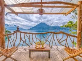 Casa Paloma - Lakefront - Waterfalls - Gardens